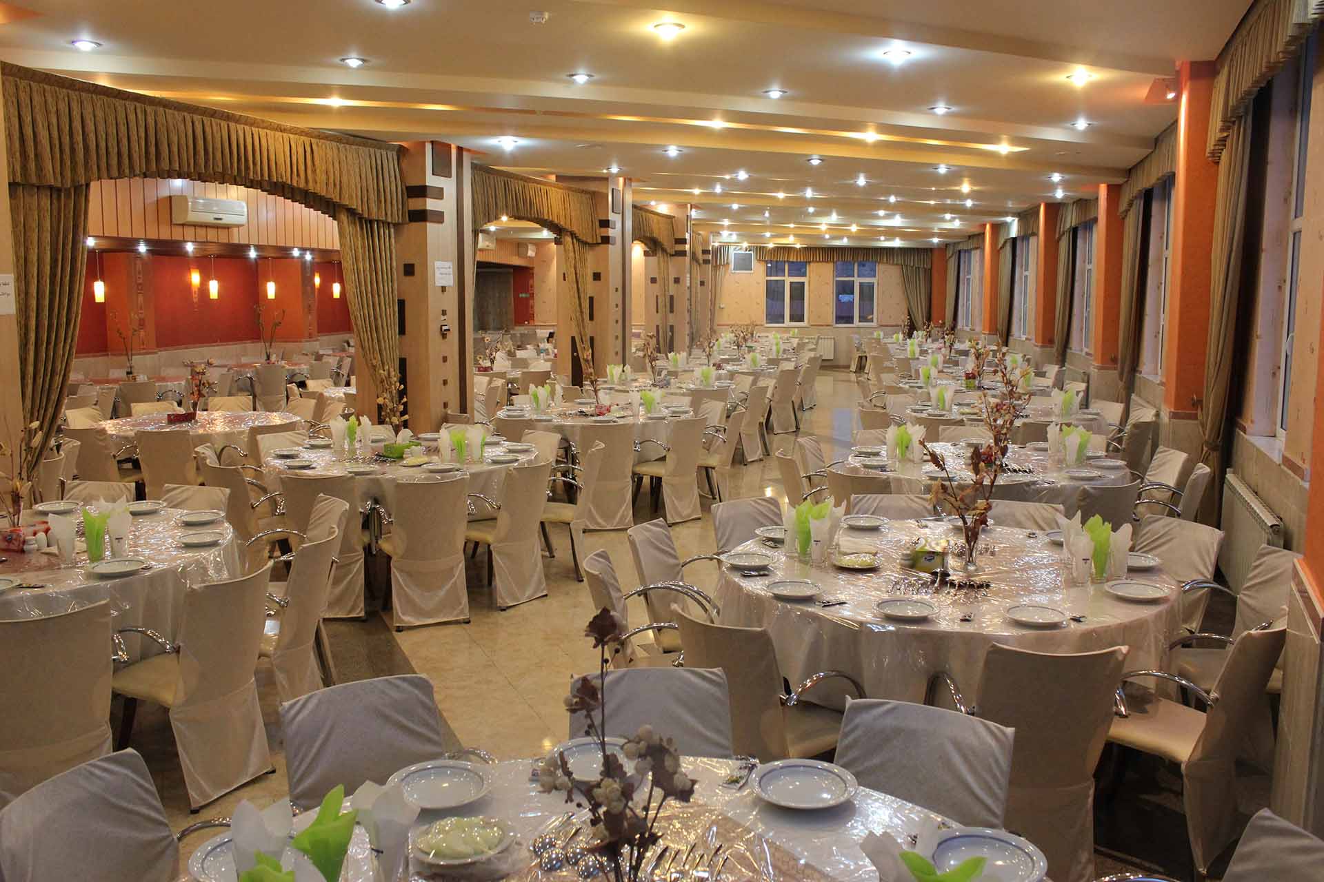 رستوران موسسه فرهنگی ورزشی و توانبخشی ایثار آذربایجان شرقی- مجتمع صدرا